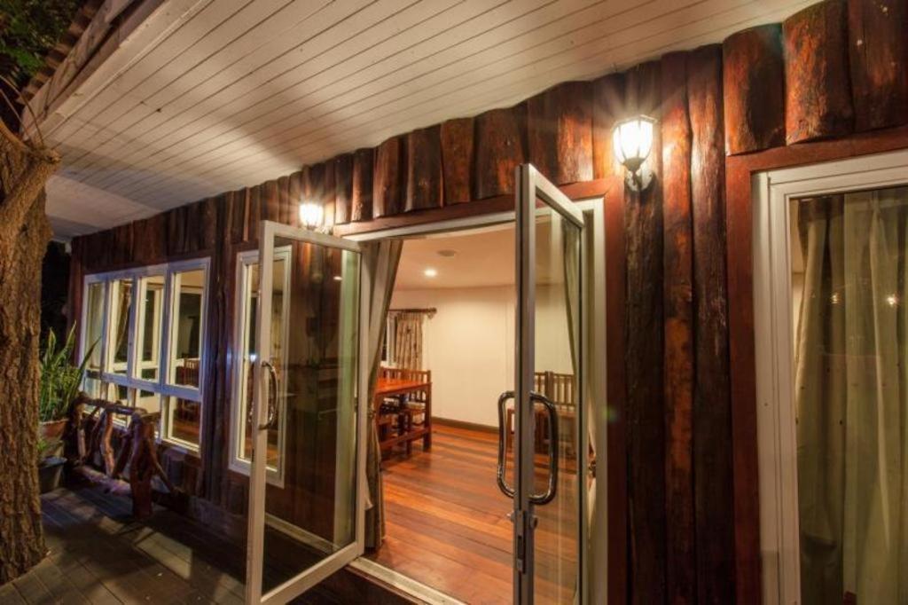 Varee Valley Resort And Restaurant Khon Kaen Extérieur photo