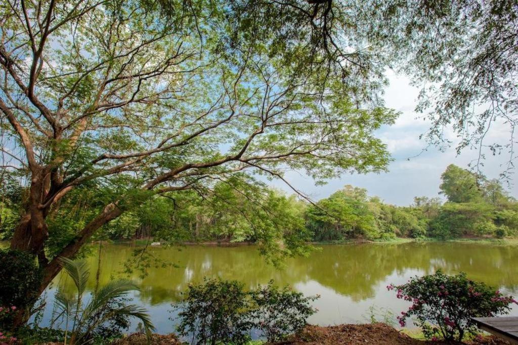 Varee Valley Resort And Restaurant Khon Kaen Extérieur photo