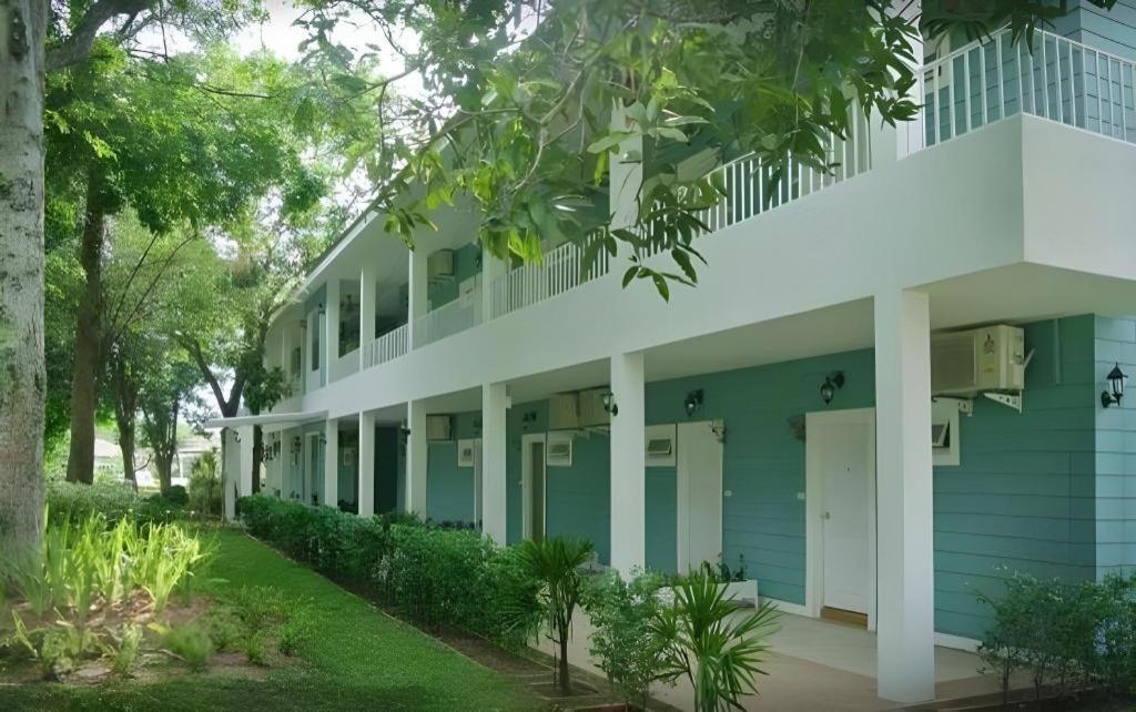 Varee Valley Resort And Restaurant Khon Kaen Extérieur photo