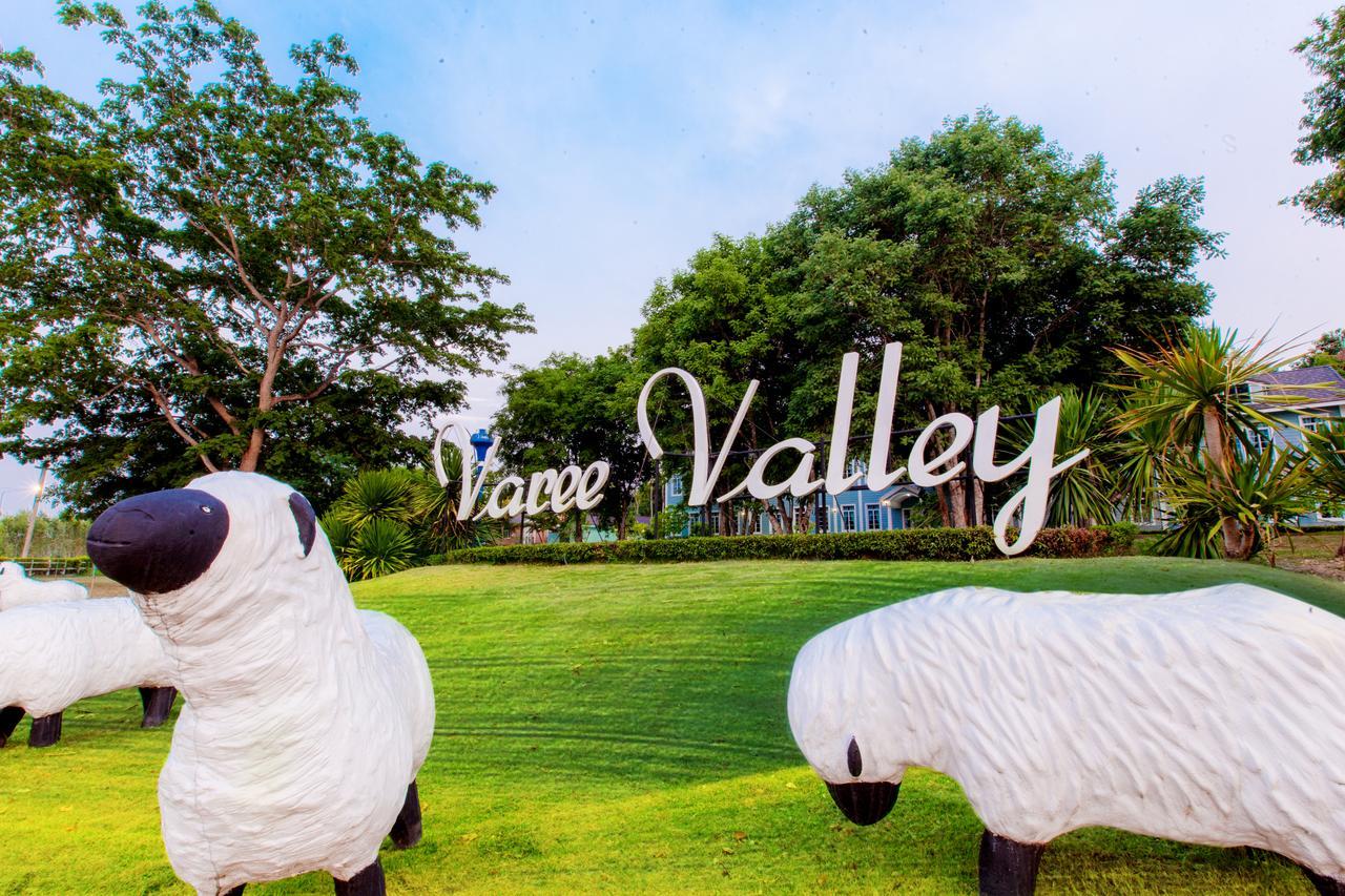 Varee Valley Resort And Restaurant Khon Kaen Extérieur photo